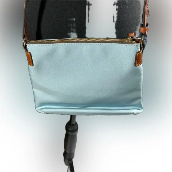 Dooney & Bourke Authentic Nylon Double Zip Crossbody Shoulder Bag Light … - Picture 2 of 10